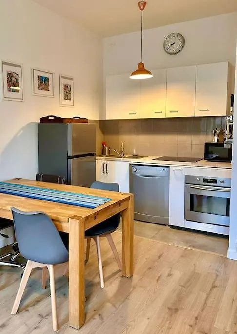 Joli T2 Avec Cachet La Plaine Cours Julien Apartman Marseille 0*,  Franciaország